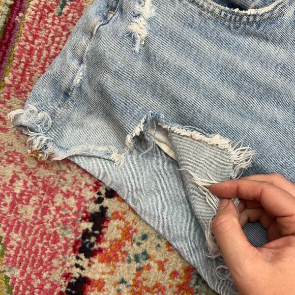 AGOLDE Light Blue Denim Distressed Button Fly Cut Off Jean Shorts 30 - Picture 7 of 8
